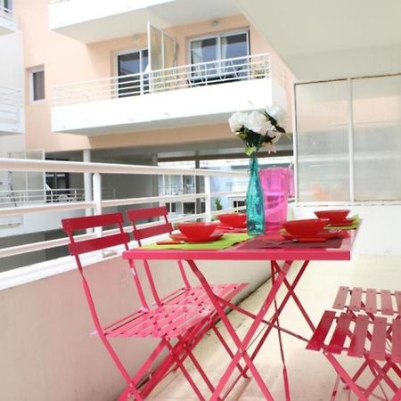 Appartement 2 Pieces Avec Balcon, Parking Et Piscine, La Rochelle - Fr-1-246-11 외부 사진