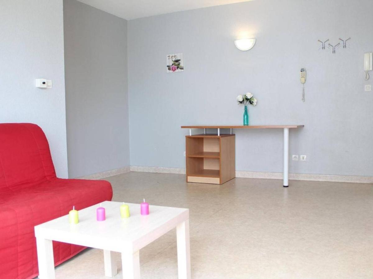 Appartement 2 Pieces Avec Balcon, Parking Et Piscine, La Rochelle - Fr-1-246-11 외부 사진