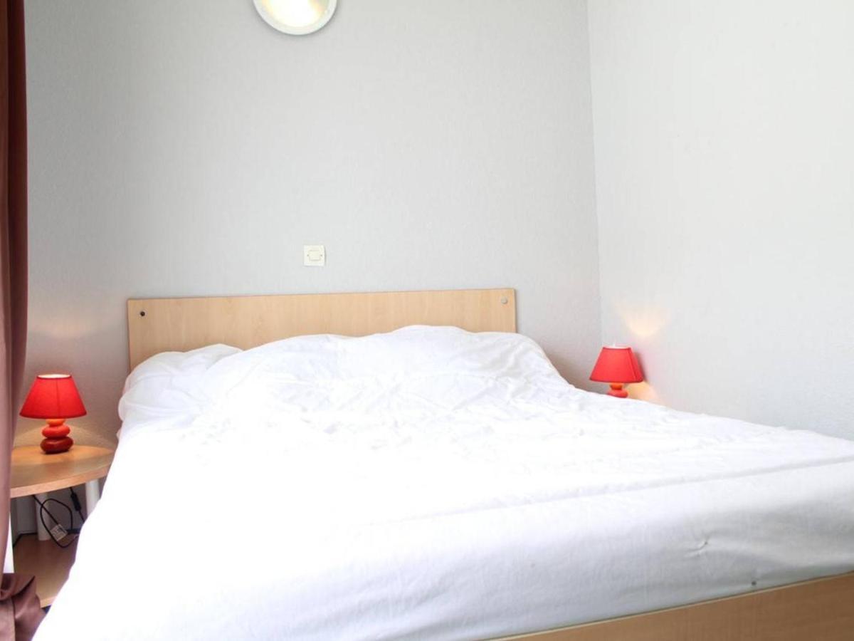 Appartement 2 Pieces Avec Balcon, Parking Et Piscine, La Rochelle - Fr-1-246-11 외부 사진