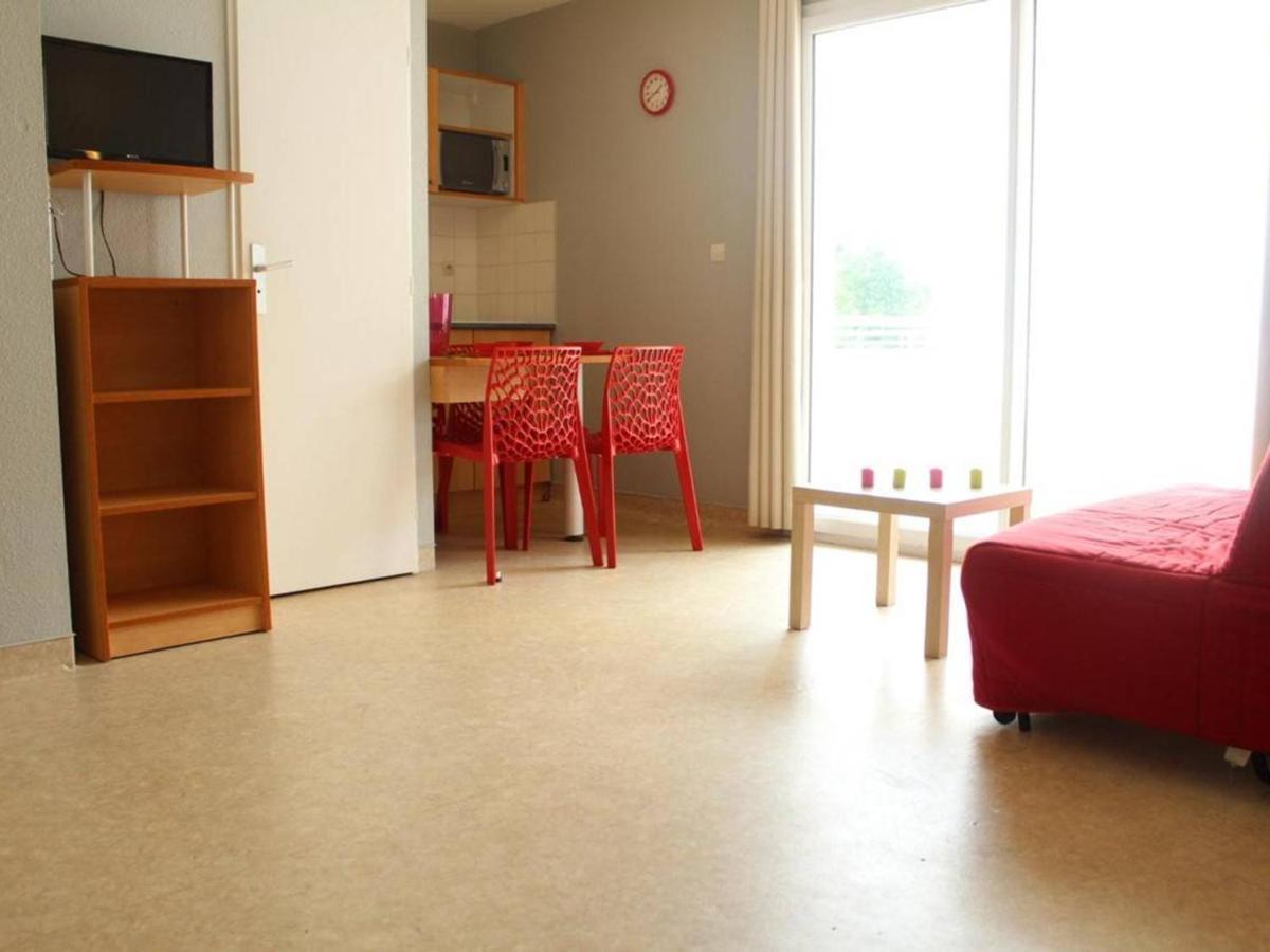 Appartement 2 Pieces Avec Balcon, Parking Et Piscine, La Rochelle - Fr-1-246-11 외부 사진